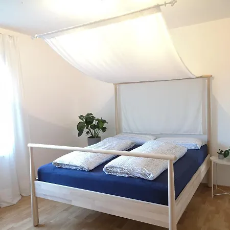 Sonnenberg An Der Weinstrasse Apartment
